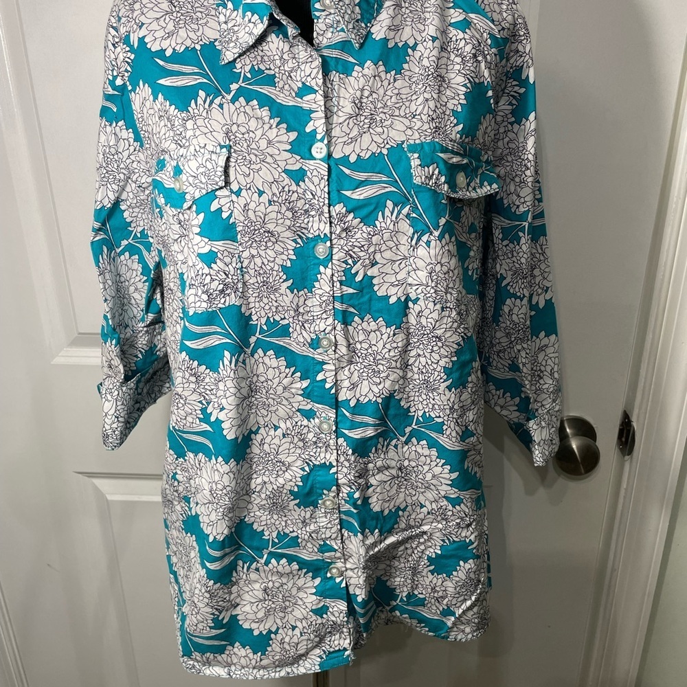 Croft & Barrow Teal and White Floral Shirt Size XL CB-AM